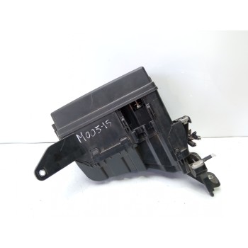 CAJA RELES / FUSIBLES 75883W 1418953 8263142060