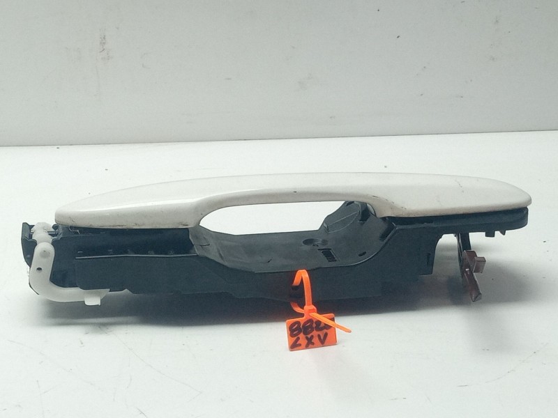 Recambio de maneta exterior lateral izquierda para toyota yaris referencia OEM IAM 69204K0020 160RL 