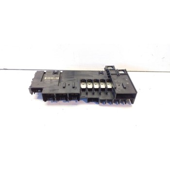 CAJA RELES / FUSIBLES 8262050100 