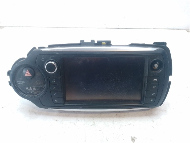 Recambio de sistema audio / radio cd para toyota yaris referencia OEM IAM 86140-OD100  