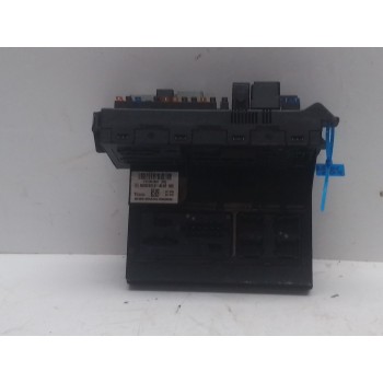 CAJA RELES / FUSIBLES A2115456301 