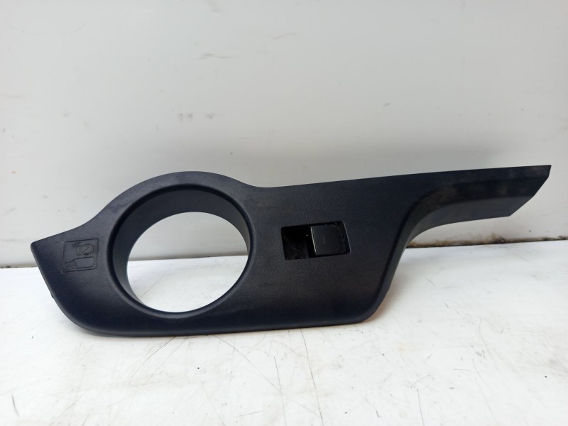Recambio de moldura para toyota c-hr referencia OEM IAM 74271F4010  