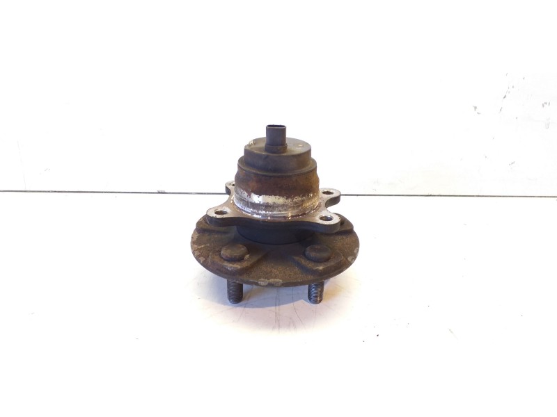 Recambio de buje para lexus ls (usf4/uvf4) 460 referencia OEM IAM 8954330260  