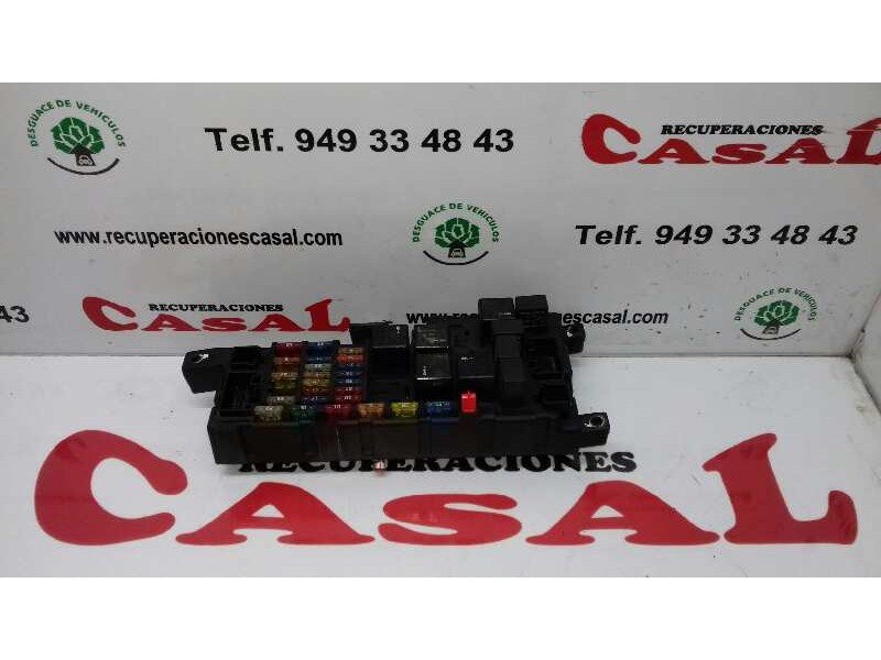 Recambio de caja reles / fusibles para volvo s80 berlina 2.4 (103kw) referencia OEM IAM 518828017 8678449 