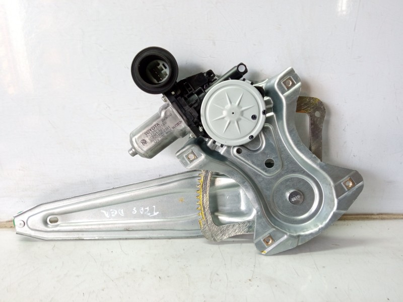 Recambio de elevalunas trasero derecho para toyota yaris active referencia OEM IAM 857200D120 973581101 