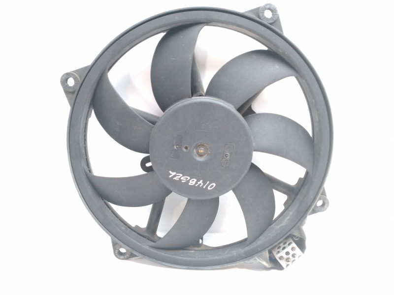 Recambio de electroventilador para renault megane iii sport tourer expression referencia OEM IAM 214810898R  