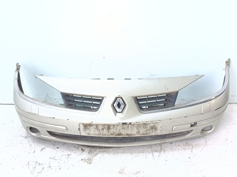 Recambio de paragolpes delantero para renault laguna ii (bg0/1_) 2.0 dci (bg1t) referencia OEM IAM 7701476242  