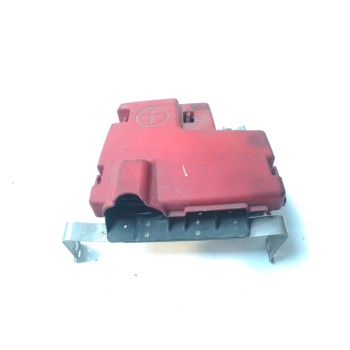 CAJA RELES / FUSIBLES 241362885R 