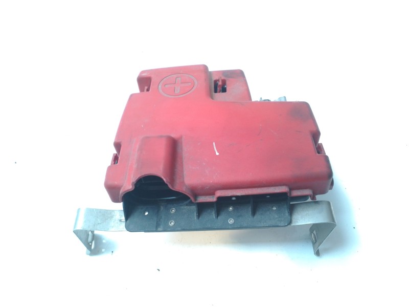 Recambio de caja reles / fusibles para renault master kasten referencia OEM IAM 241362885R  