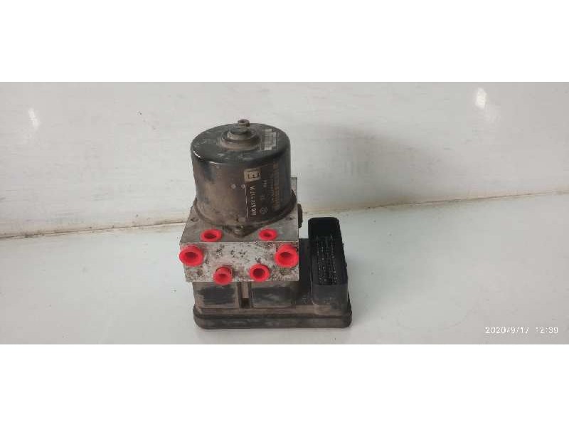 Recambio de abs para volkswagen golf v berlina (1k1) sportline referencia OEM IAM 1K0614517H 1K0907379K 