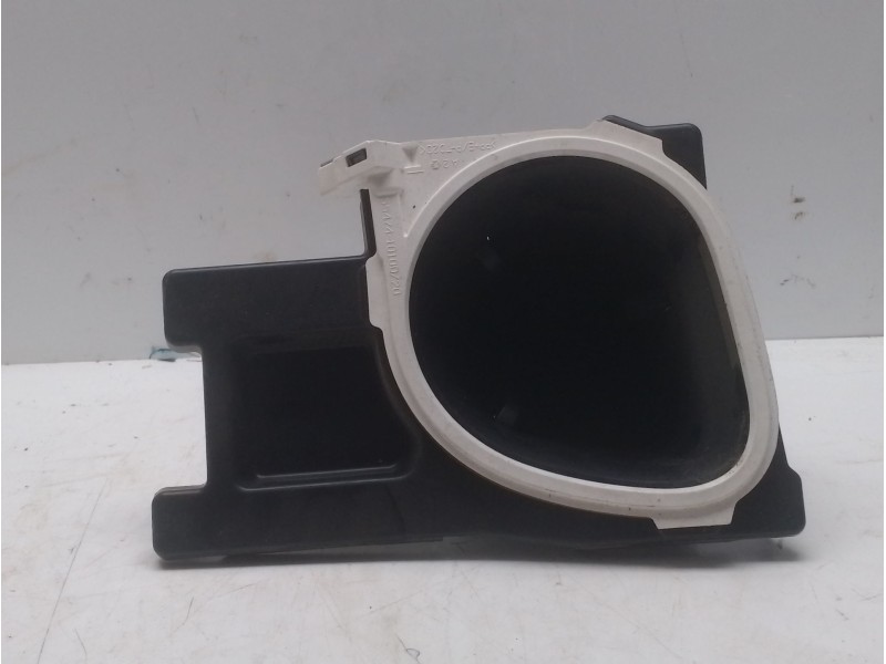 Recambio de moldura para toyota c-hr referencia OEM IAM 55618F4010  