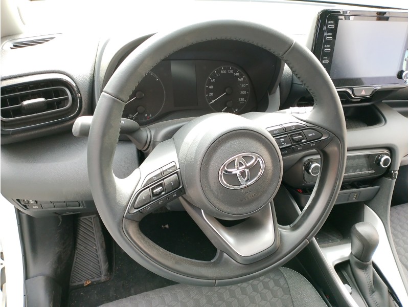 Recambio de volante para toyota yaris 1.5 16v cat referencia OEM IAM   