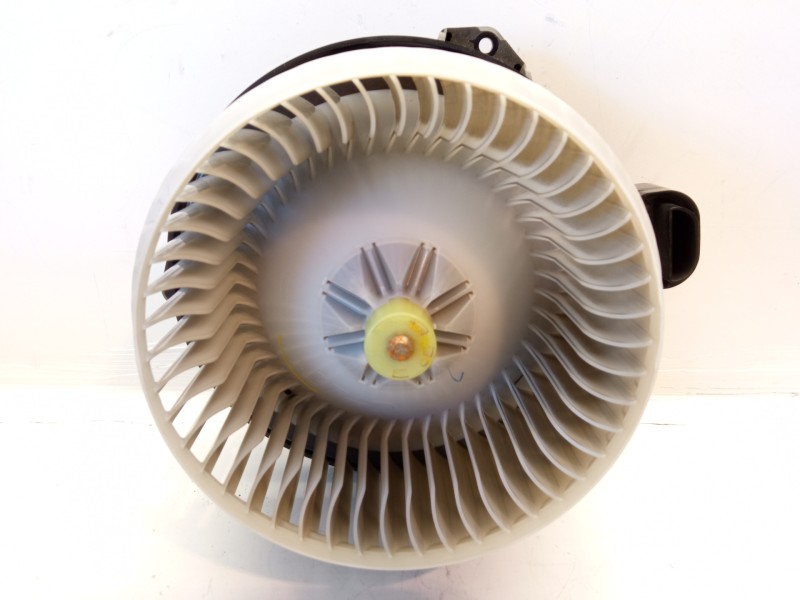 Recambio de motor calefaccion para toyota land cruiser (j15) limited referencia OEM IAM 8710360400 8710360400 