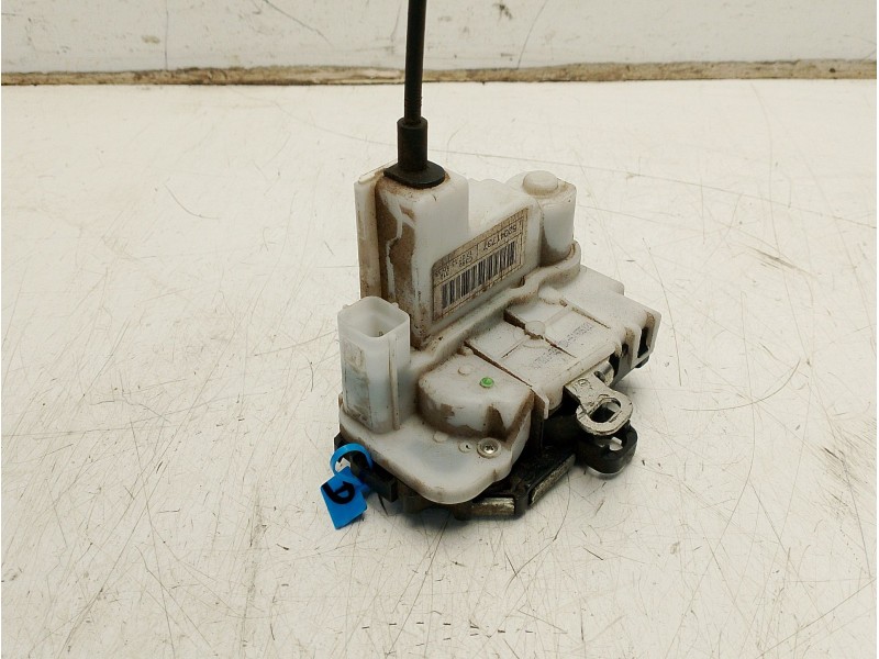 Recambio de cerradura puerta delantera derecha para fiat 500 (312_) 1.2 (312axa1a) referencia OEM IAM 52041737  