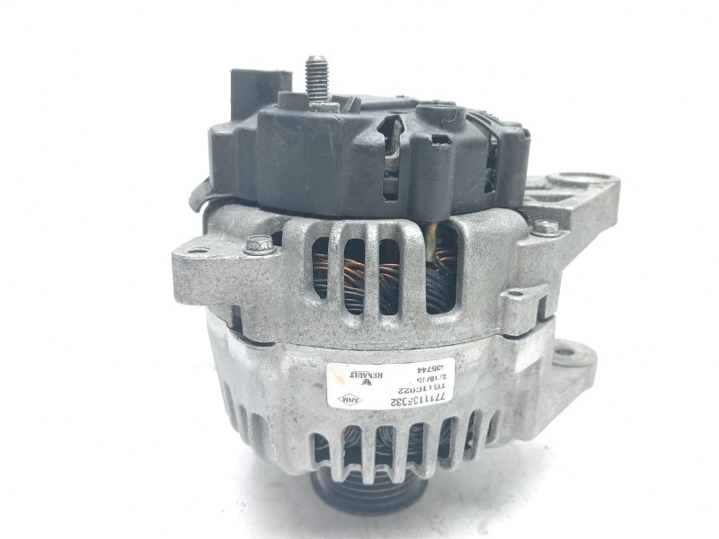 Recambio de alternador para renault megane ii berlina 5p confort authentique referencia OEM IAM 7711135332 TG11C022 