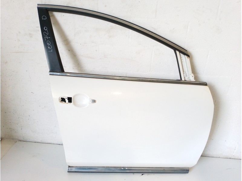 Recambio de puerta delantera derecha para mazda cx-7 (er) 2.2 turbodiesel cat referencia OEM IAM EGY15802XS  