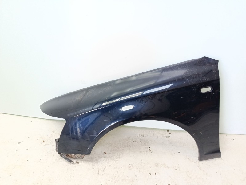 Recambio de aleta delantera izquierda para audi a6 c6 avant (4f5) 2.0 tdi referencia OEM IAM 4F0821103A  