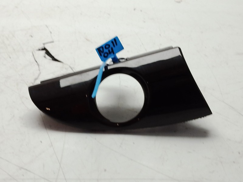 Recambio de moldura para kia sorento referencia OEM IAM 847822P10049 121123 