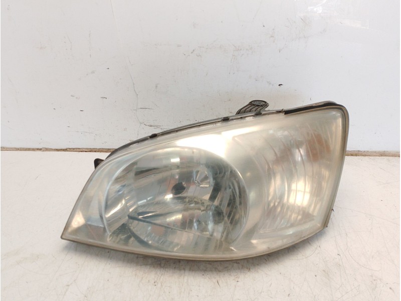 Recambio de faro izquierdo para hyundai getz (tb) 1.5 crdi referencia OEM IAM 921101C010  