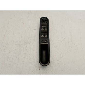MANDO ELEVALUNAS DELANTERO IZQUIERDO 8200015090 