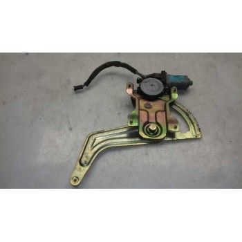 ELEVALUNAS TRASERO DERECHO XH003P0 