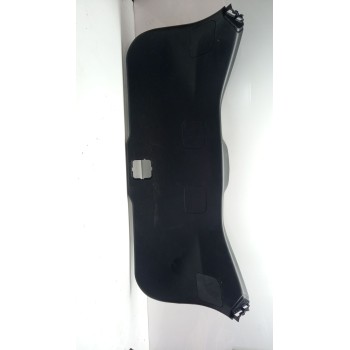 GUARNECIDO PORTON TRASERO 64780F4010C1 64781F4010