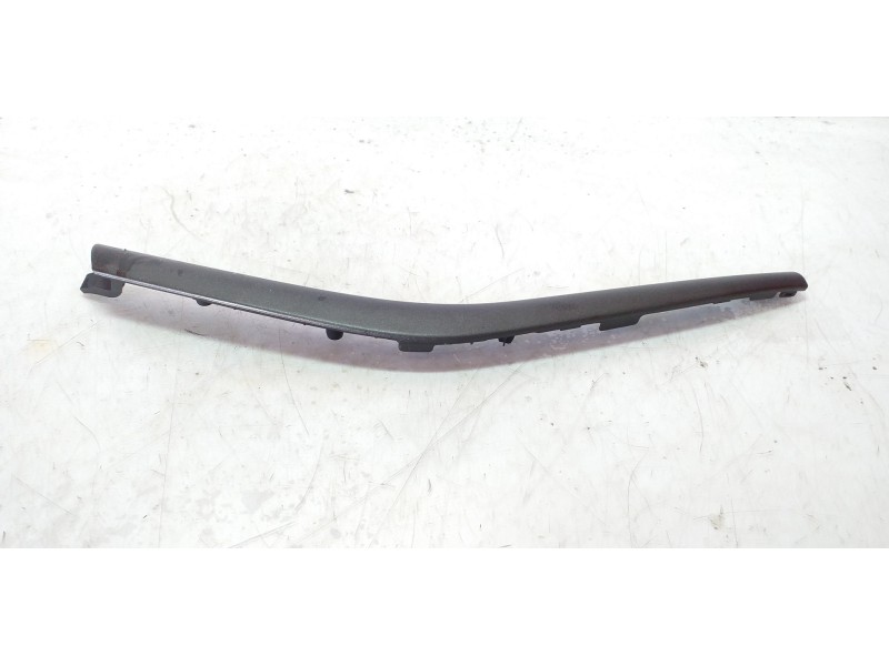 Recambio de moldura para ford focus turn. business referencia OEM IAM BM51A24185B  