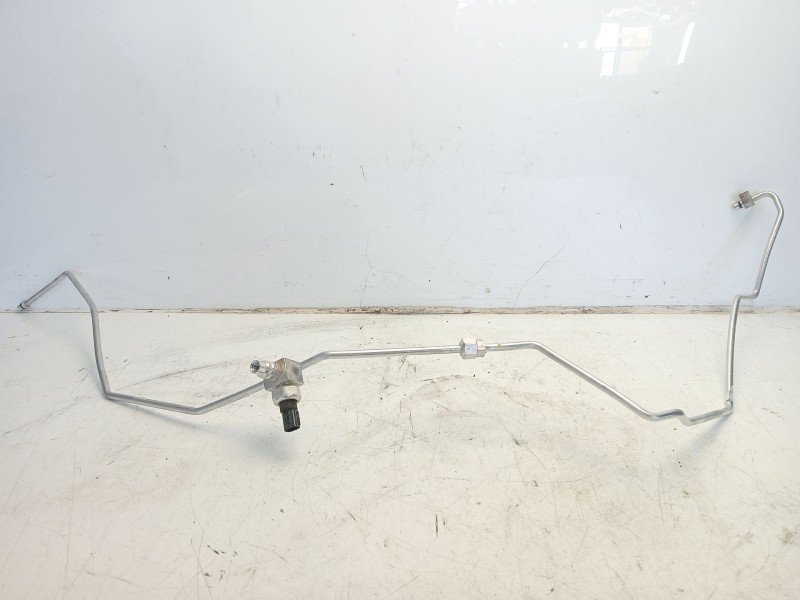 Recambio de tubos aire acondicionado para toyota yaris referencia OEM IAM 88710K0060  