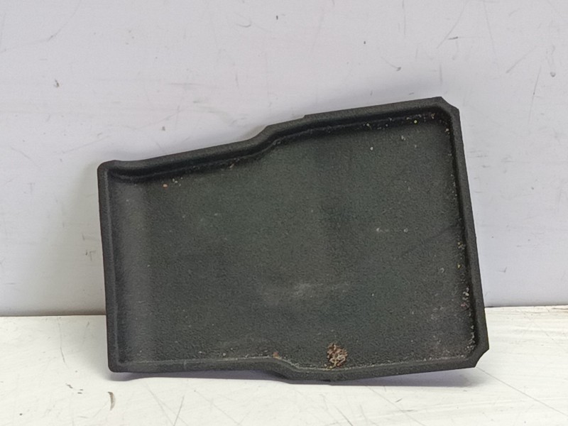 Recambio de moldura para land rover discovery sport (l550) 2.0 d 4x4 referencia OEM IAM LR060695  