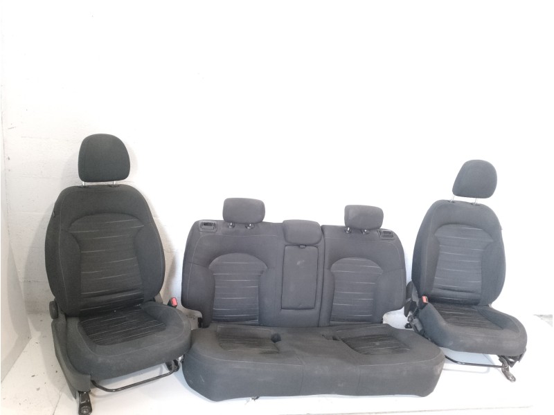 Recambio de juego asientos completo para seat leon (5f1) emoción referencia OEM IAM 5F0881375K 5Q0885305C 5E0885501