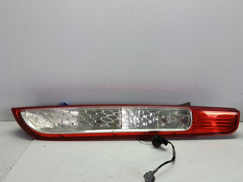 Recambio de piloto trasero derecho para ford focus ii (da_, hcp, dp) 1.8 tdci referencia OEM IAM 1520760  