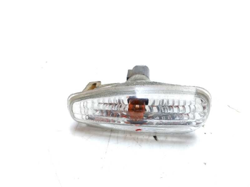 Recambio de piloto lateral izquierdo para kia cee´d referencia OEM IAM 923033L100  