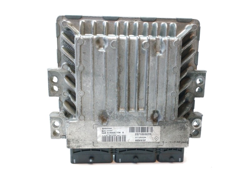 Recambio de centralita motor uce para renault megane iii sport tourer dynamique referencia OEM IAM 237100307R  