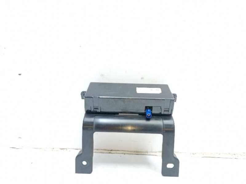 Recambio de modulo electronico para kia ceed business referencia OEM IAM 96240J7000  