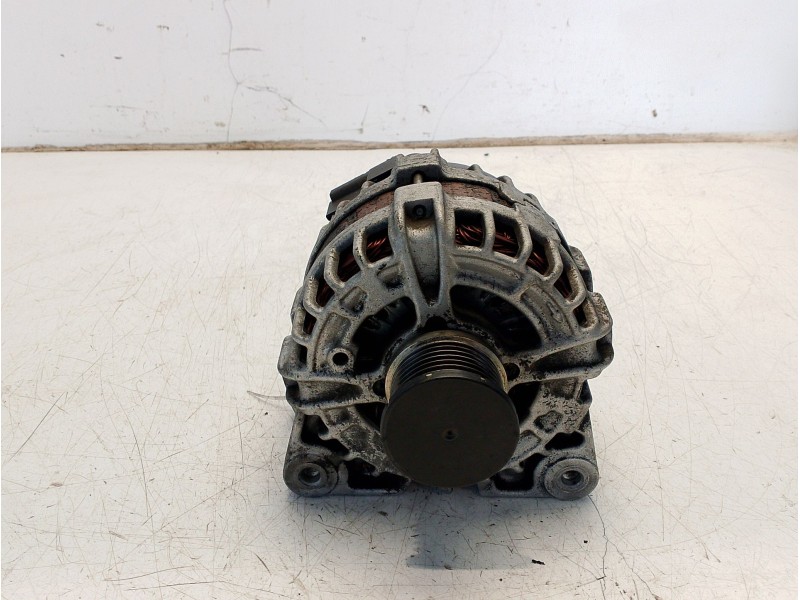 Recambio de alternador para nissan qashqai ii (j11, j11_) 1.3 dig-t referencia OEM IAM 231004BE0B 14V / 150A 