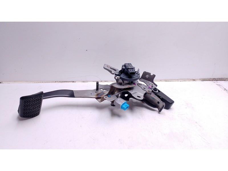 Recambio de pedal freno para toyota yaris 1.5 16v cat referencia OEM IAM 89510K0011  47121F4010 / 47110K0031 / 37291307 /