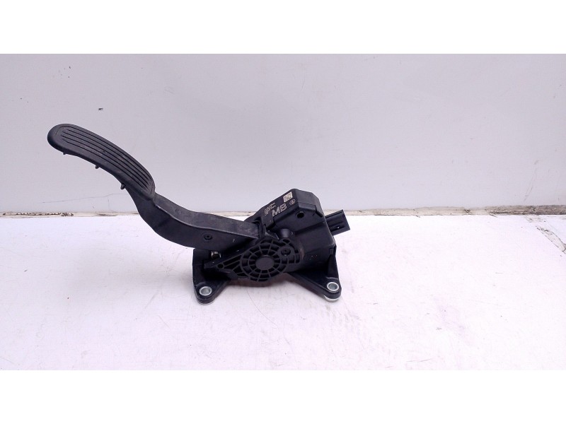 Recambio de pedal acelerador para toyota yaris 1.5 16v cat referencia OEM IAM 78110K0030  23270a2 / 35583743514