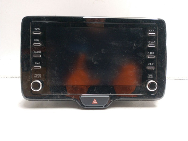 Recambio de pantalla multifuncion para toyota yaris 1.5 16v cat referencia OEM IAM 861400D601  