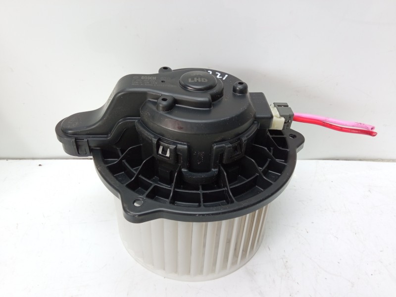 Recambio de motor calefaccion para kia picanto (ja) attract referencia OEM IAM 97111G6000  