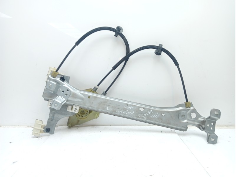 Recambio de elevalunas trasero derecho para renault megane iii berlina 5 p authentique referencia OEM IAM 827200003R  