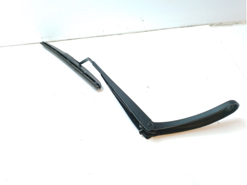 Recambio de brazo limpia delantero izquierdo para renault arkana arkana tr (ljl) referencia OEM IAM 288813354R  