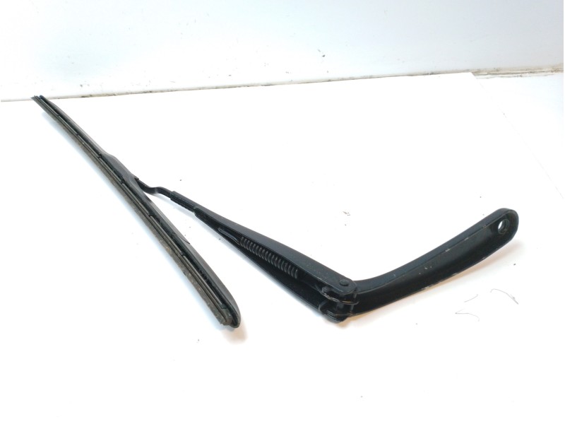 Recambio de brazo limpia delantero derecho para renault arkana arkana tr (ljl) referencia OEM IAM 288813354R  