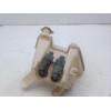 Recambio de deposito limpia para toyota yaris referencia OEM IAM 853150D170  
