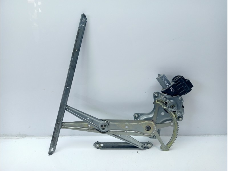 Recambio de motor elevalunas trasero derecho para lexus rx (agl20) referencia OEM IAM 8571048131 0620203992 