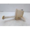 Recambio de deposito limpia para toyota yaris referencia OEM IAM 853150D170  