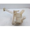 Recambio de deposito limpia para toyota yaris referencia OEM IAM 853150D170  