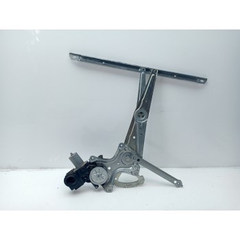 MOTOR ELEVALUNAS DELANTERO DERECHO 8571048121 
