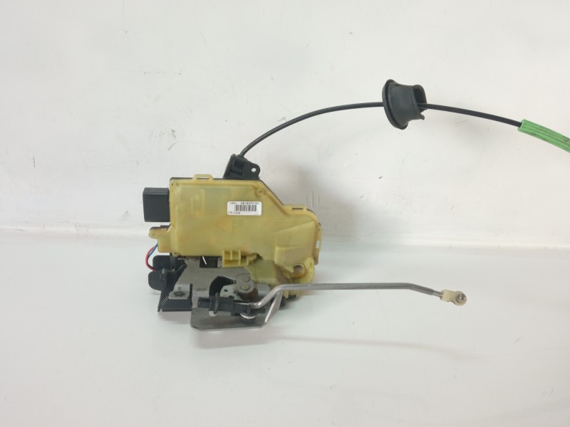 Recambio de cerradura puerta delantera izquierda para audi a4 berlina (8e) referencia OEM IAM 4B1837015H  