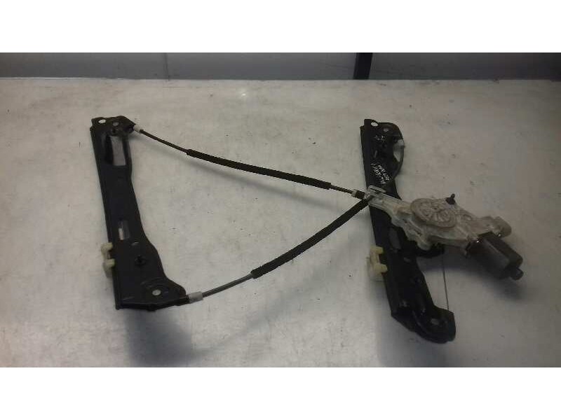 Recambio de elevalunas delantero izquierdo para bmw serie 1 berlina (e81/e87) 118i referencia OEM IAM 7067795S 7138465E 
