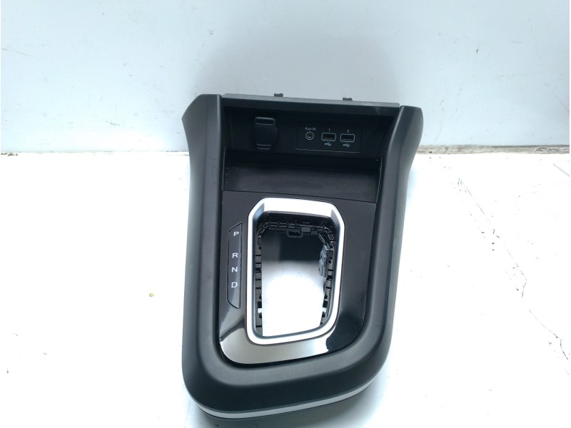 Recambio de molduras delanteras para renault arkana arkana tr (ljl) referencia OEM IAM 969120073R  